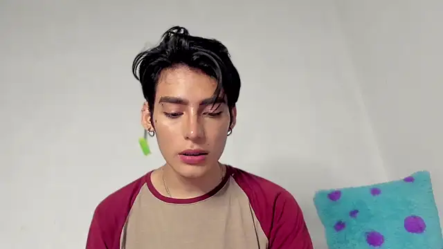 sebas rose online show from December 8, 10:14 pm