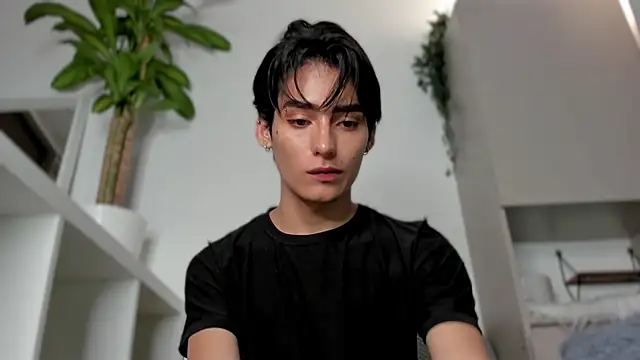 sebas rose online show from February 4, 3:54 am