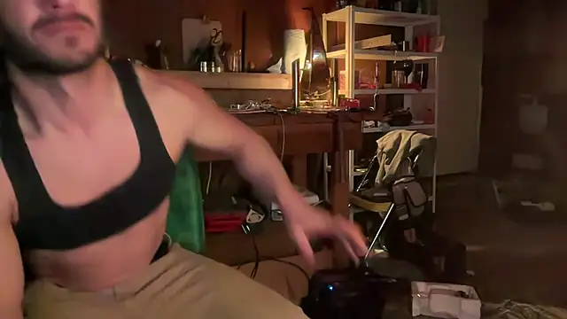 CowboyZuhly online show from March 26, 5:22 am