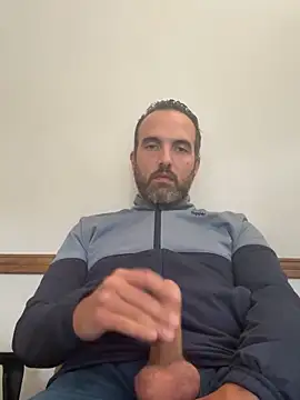 leon3875 online show from March 2, 3:52 pm