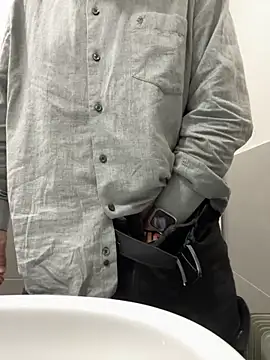 Giulio35 Pika online show from December 18, 9:25 am