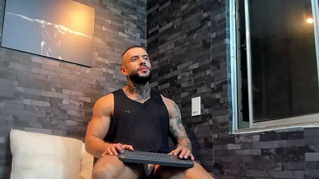 BruceDallas online show from October 2, 12:25 am