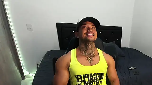 Stiven collins online show from March 11, 6:43 am