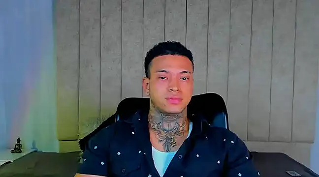 Stiven collins online show from December 31, 3:45 am