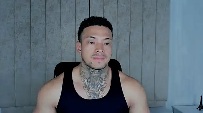 Stiven collins online show from December 25, 11:10 pm