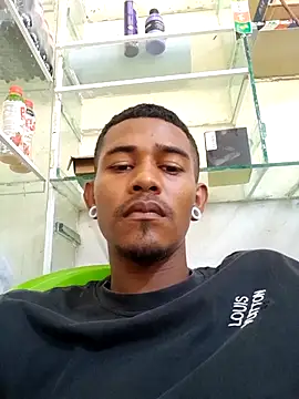 axelwa online show from March 28, 7:03 pm