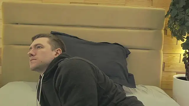 EthanPinkman online show from March 29, 4:12 am