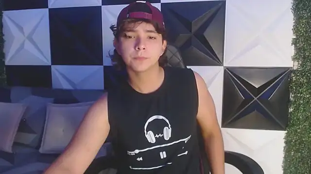 Dani cumboy online show from March 17, 1:08 pm