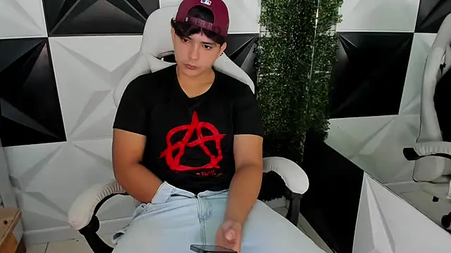 Dani cumboy online show from November 17, 3:26 pm