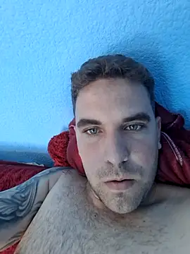 elcarli13 online show from June 14, 3:47 pm