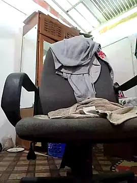 BBC JoyBoi online show from December 2, 8:42 pm