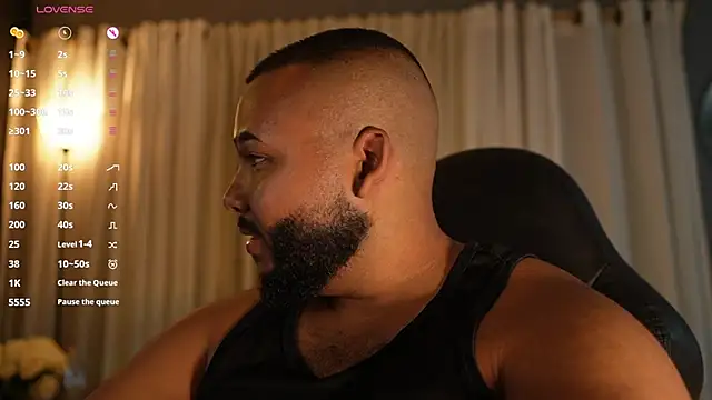 Snapshot of DilanJonnes_ chatting on September 22, 11:37 pm DilanJonnes online show from September 22, 11:37 pm