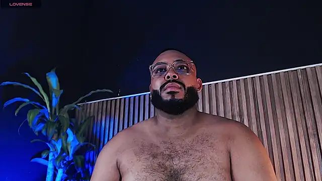 Snapshot of DilanJonnes_ chatting on January 27, 8:39 pm DilanJonnes online show from January 27, 8:39 pm