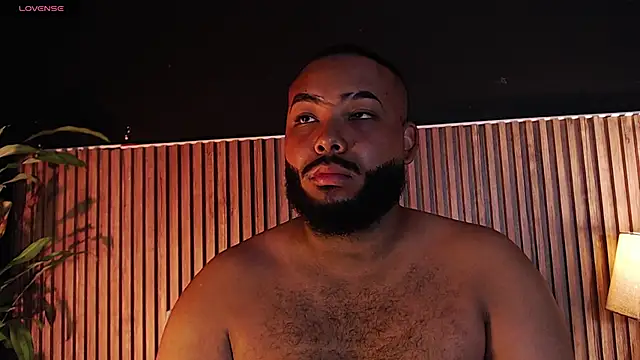 Snapshot of DilanJonnes_ chatting on October 19, 12:15 am DilanJonnes online show from October 19, 12:15 am