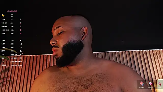 Snapshot of DilanJonnes_ chatting on October 15, 10:06 pm DilanJonnes online show from October 15, 10:06 pm