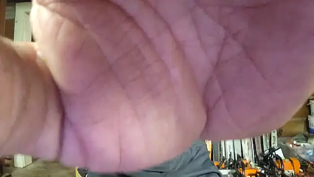 Bigoleslong98765 online show from October 19, 5:34 am