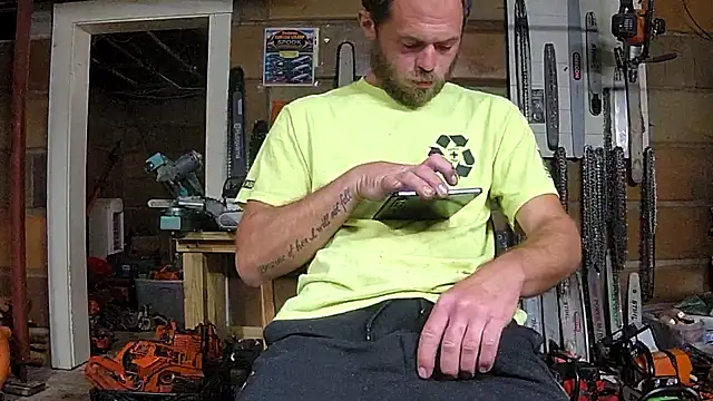 Bigoleslong98765 online show from October 18, 5:34 am