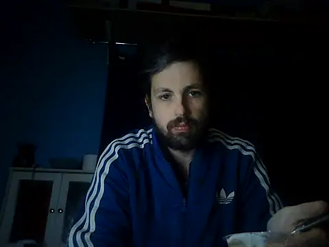 fred301993 online show from December 26, 10:31 pm
