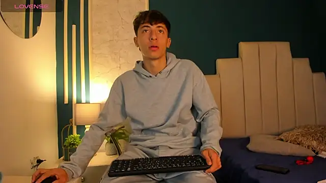 AlessandroDybala online show from December 18, 12:07 pm