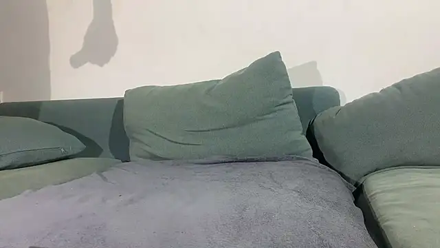 devote schlampe00 online show from October 19, 3:15 pm