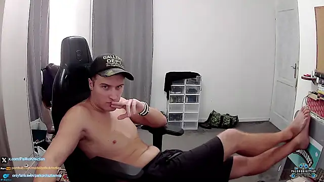 PKrisztian online show from November 23, 7:14 pm