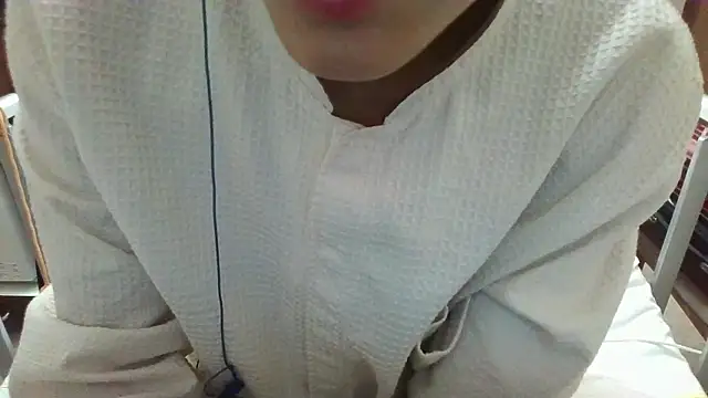 matu050556 online show from December 22, 10:56 am