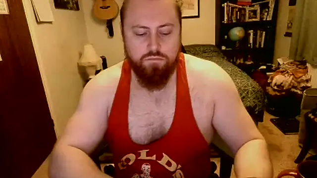 Hairy Guy30 online show from April 2, 8:38 pm