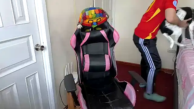 Jackyrose online show from December 18, 5:53 pm