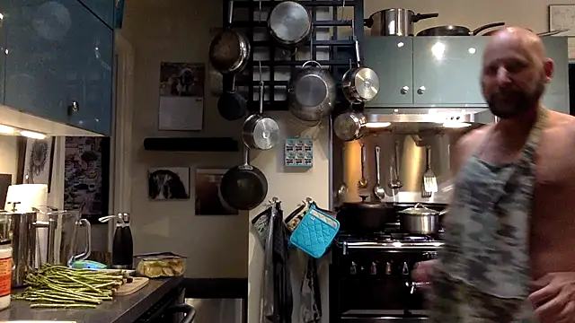 jrdaddysf online show from October 5, 12:47 am