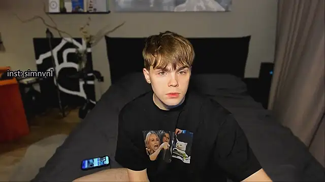 simonwnl online show from December 3, 3:23 am