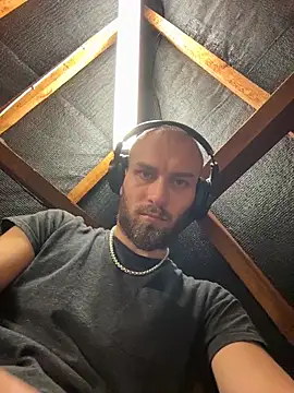 pervy devil online show from October 7, 6:39 am