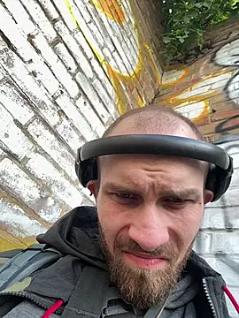 pervy devil online show from April 5, 9:39 am