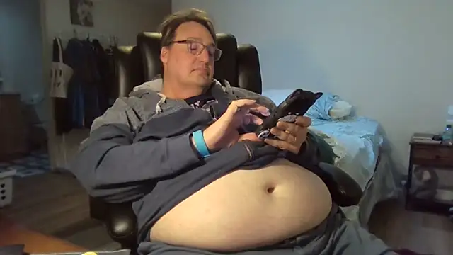 wvalentino online show from February 16, 12:43 am