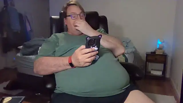 wvalentino online show from December 29, 6:35 am