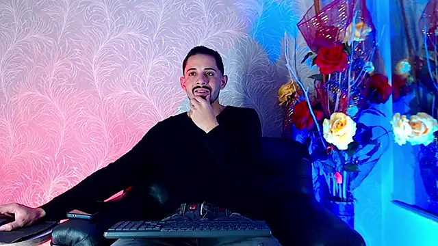 Erick Wall online show from January 13, 2:38 am