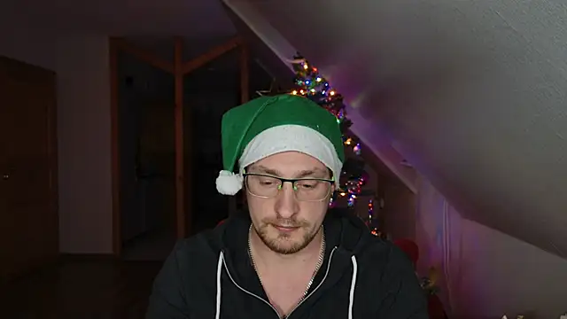 Relsxboy online show from December 20, 5:51 pm