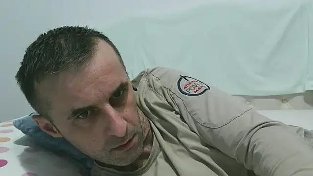 stevenpit online show from December 14, 6:13 am