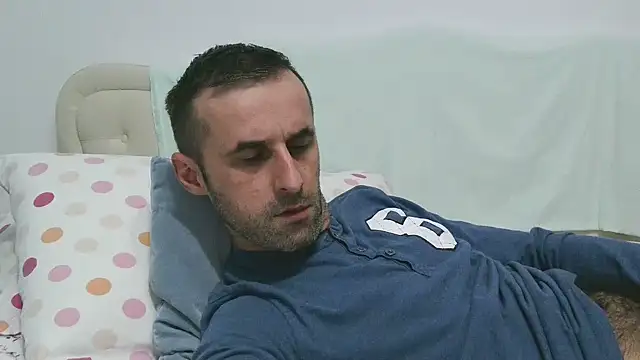 stevenpit online show from December 16, 3:54 pm