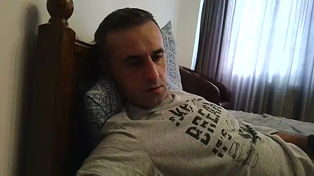 stevenpit online show from January 1, 8:45 am