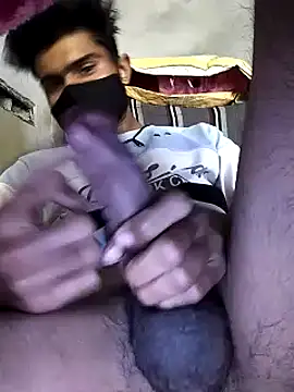 Snapshot of Yasha_14C_Creator chatting on January 10, 8:07 am Yasha 14C Creator online show from January 10, 8:07 am