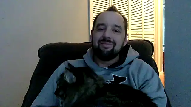 Snapshot of Kink_Master_Daddy chatting on October 15, 1:35 am Kink Master Daddy online show from October 15, 1:35 am