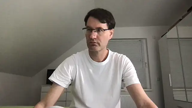 zxzx cam1 online show from March 11, 4:07 pm