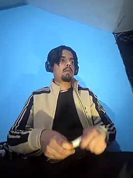 69venom69 online show from November 17, 7:39 pm