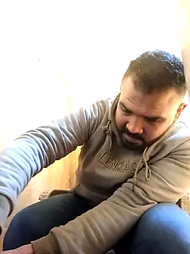 ListedLoin online show from January 11, 8:11 am