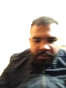 ListedLoin online show from December 5, 7:05 am