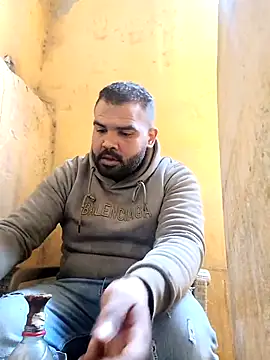 ListedLoin online show from February 12, 8:59 am