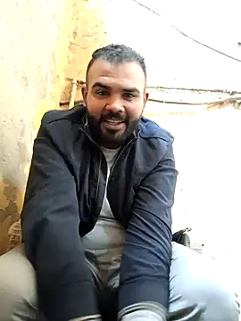 ListedLoin online show from December 4, 7:50 am