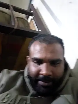 ListedLoin online show from December 21, 5:10 pm