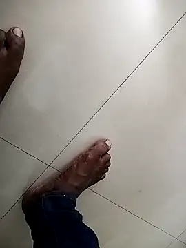 Snapshot of Tamil_boy_age28 chatting on October 27, 10:28 am Tamil boy age28 online show from October 27, 10:28 am