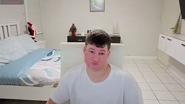 Lorenzo hernandez online show from December 3, 5:41 pm